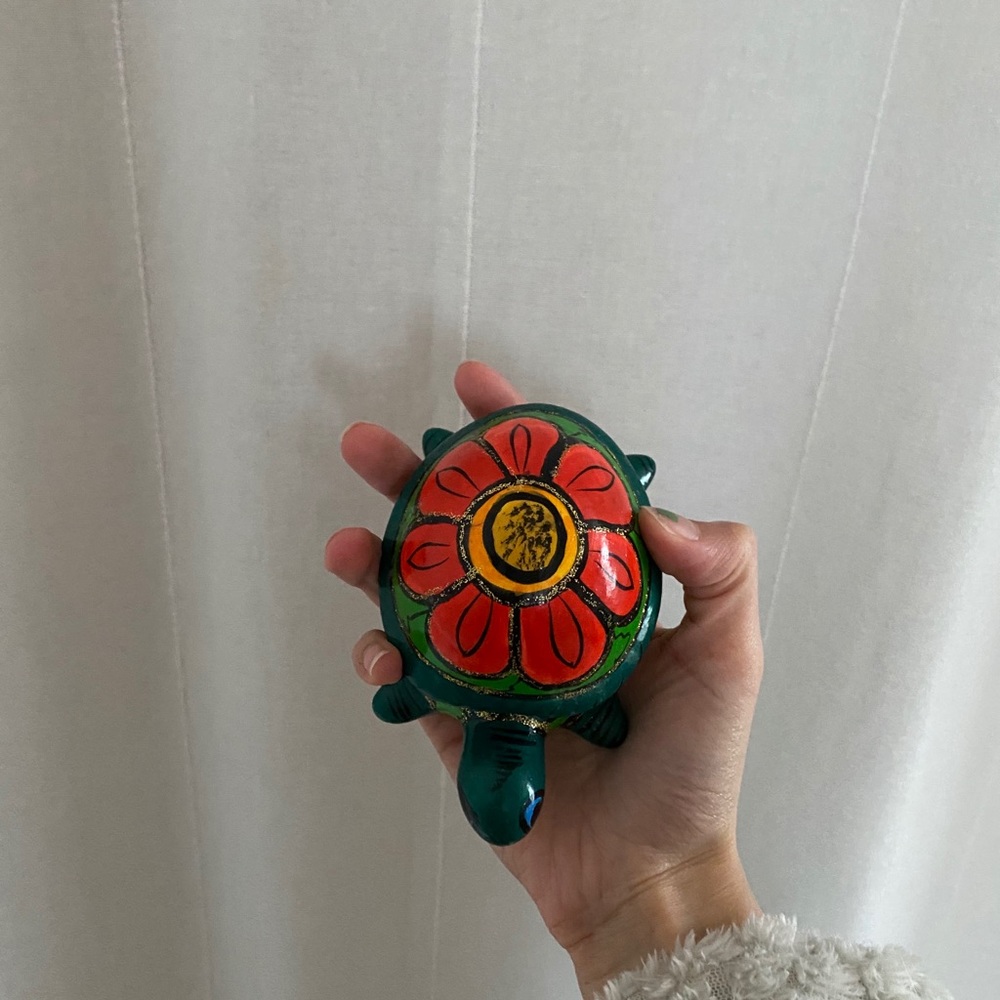Decorative jewelry storage